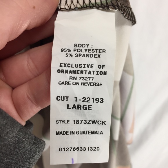 🐞Candie’s Tie Back VNeck Top Size Large EUC - Picture 6 of 6